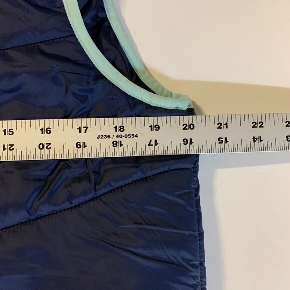 Seattle Kraken NHL Puffer Vest Blue Season Ticket Member 2024-25 Size S NWOT - Picture 12 of 13